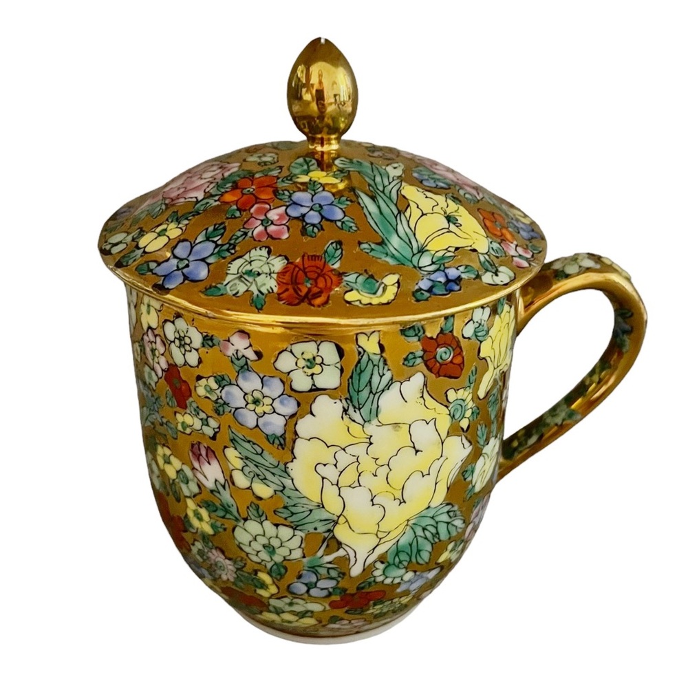 Vintage Chinese Porcelain Covered Tea Cup
